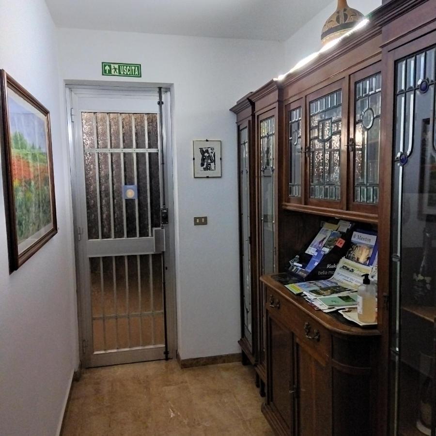 Le Gardenie Da Fil Bed & Breakfast Bordighera Ngoại thất bức ảnh